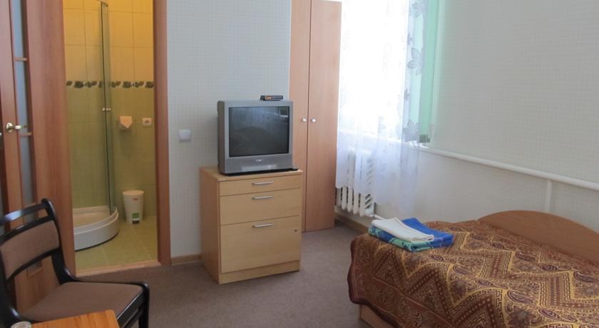Viesu Maja Ezerkalns Hotel Krāslava Szoba fotó