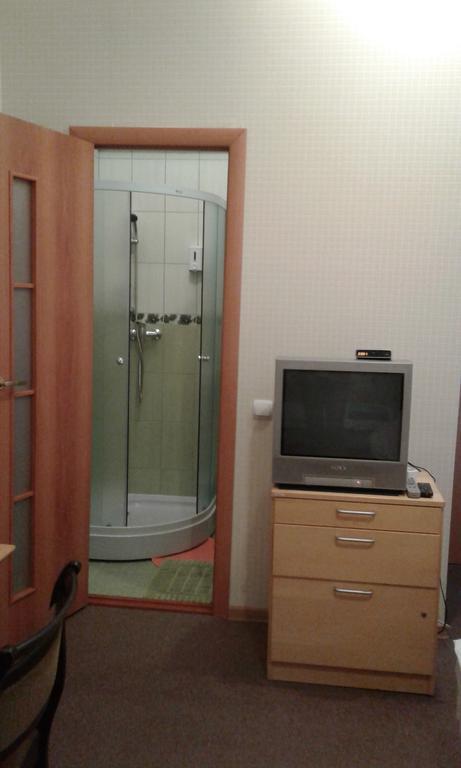 Viesu Maja Ezerkalns Hotel Krāslava Kültér fotó