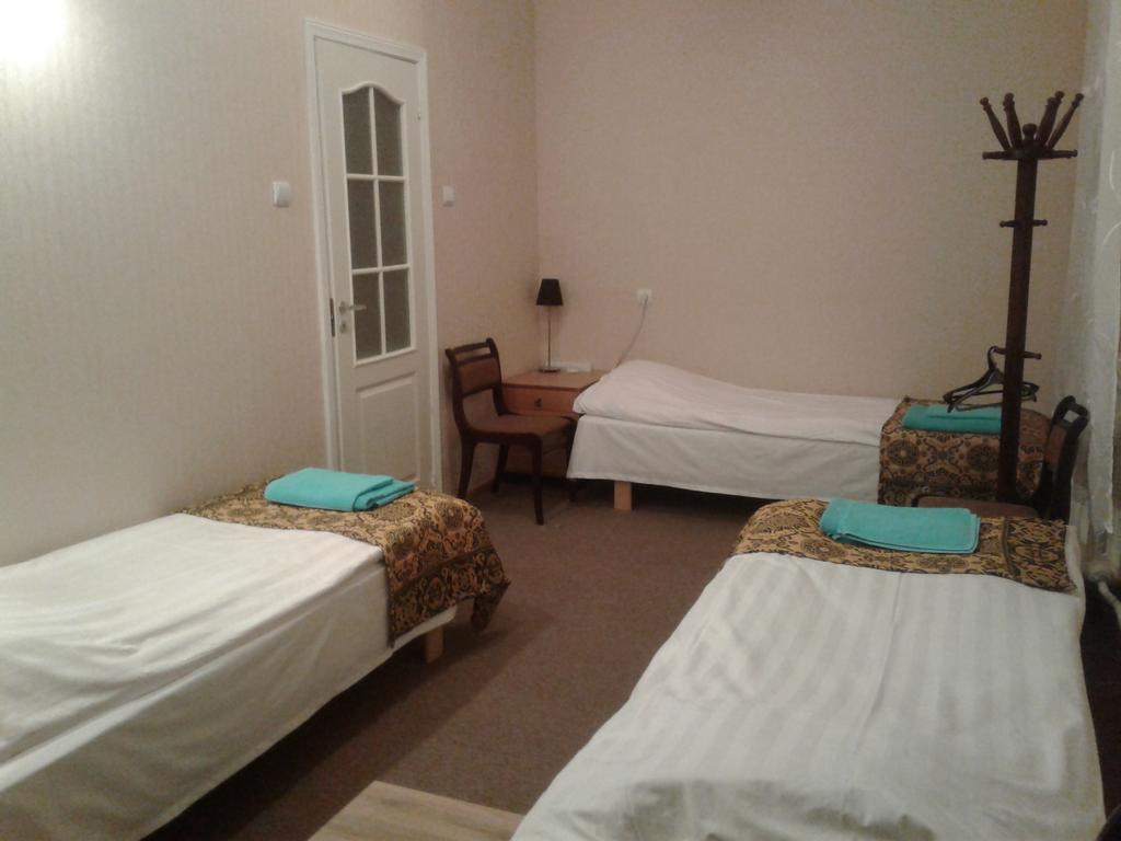 Viesu Maja Ezerkalns Hotel Krāslava Kültér fotó